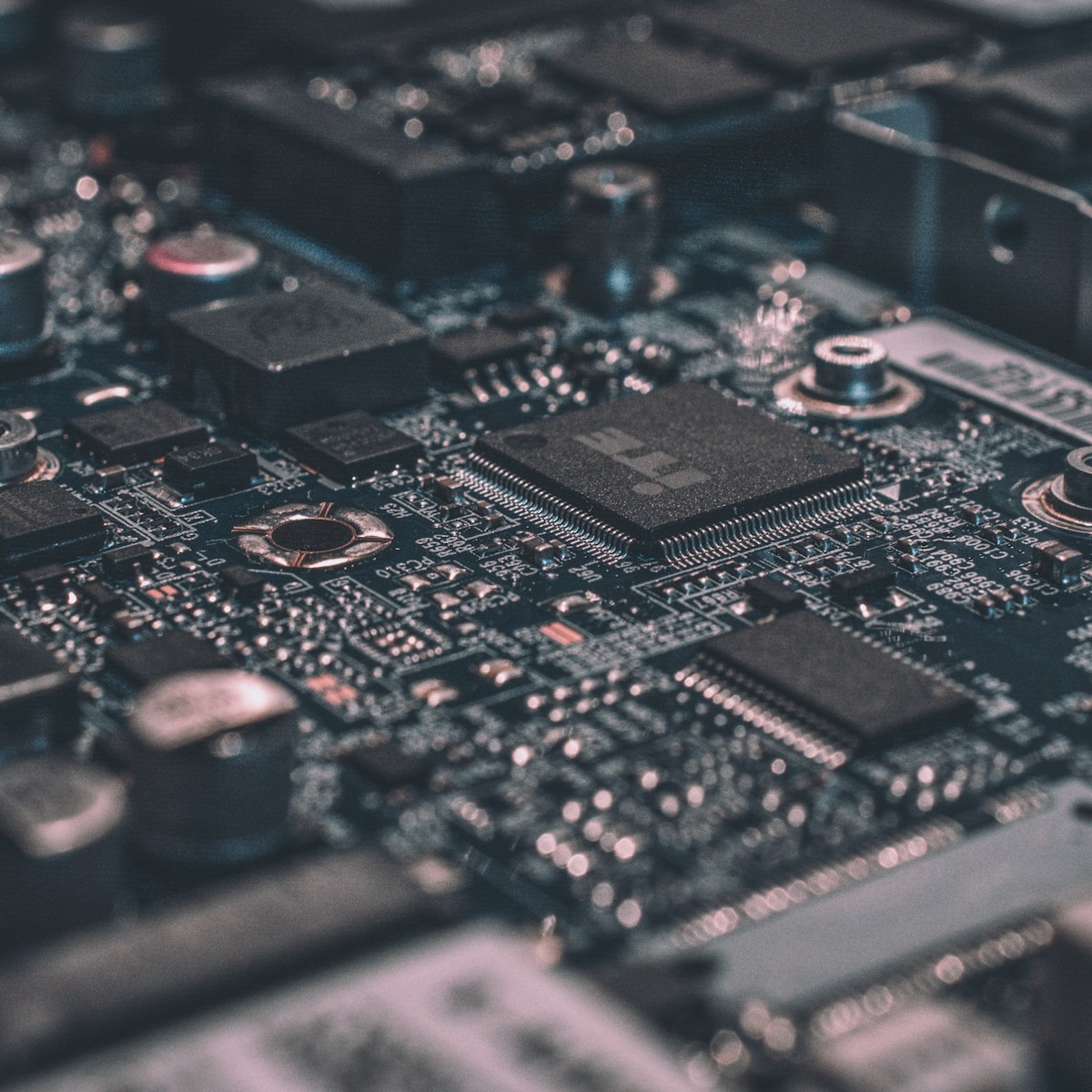 IoT Hardware & Sensors